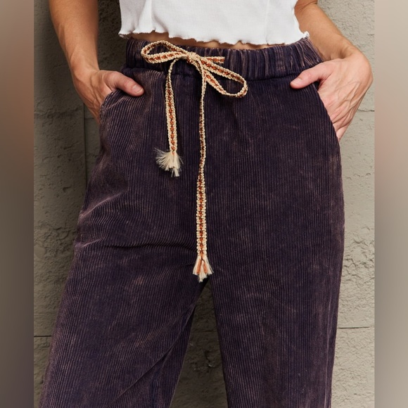 SALE POL Leap Of Faith High Waisted Corduroy Straight Leg Pants in Midnight Navy - Picture 3 of 5